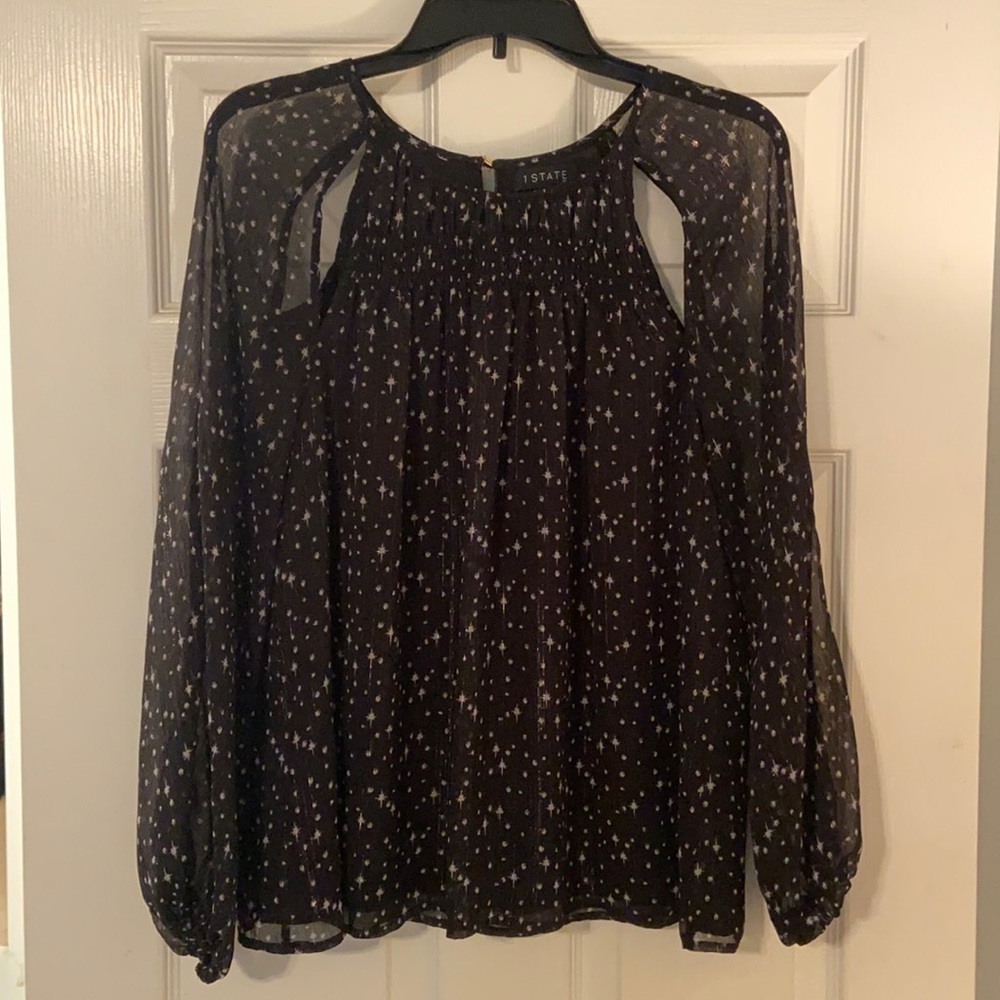 1.STATE Black Star Print Long Sleeved Shoulder Cutout Blouse